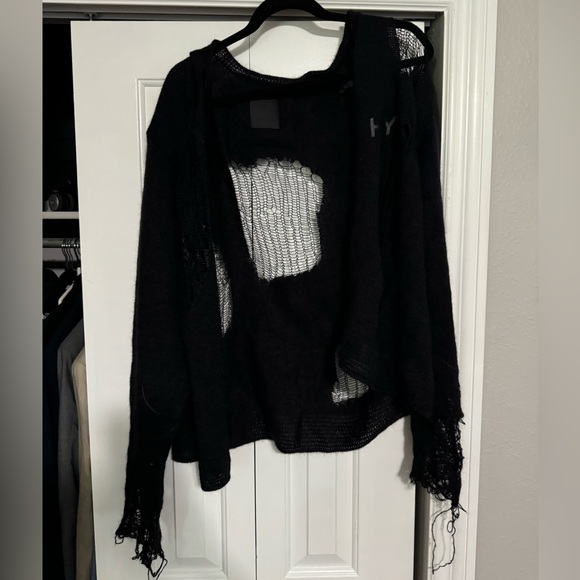 Givenchy Distressed Sweater - Picture 5 of 10